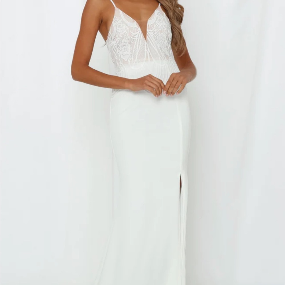 Brand new with tags. Hello Molly White Maxi Dress. Size S.